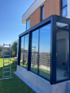 Inchidere terasa cu aluminiu si sticla